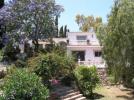 Villa & Gardens