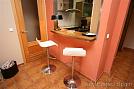 Breakfast bar